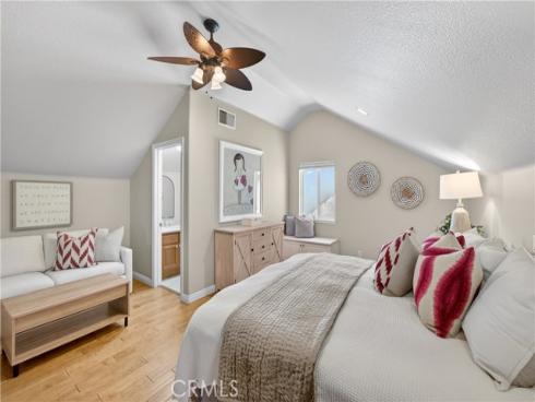 23 Delano , Irvine, CA
