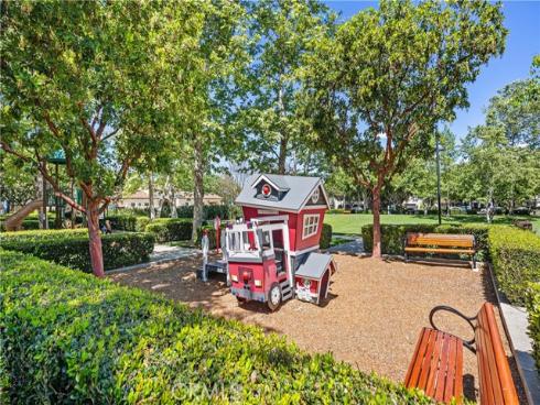 25 Vermillion , Irvine, CA