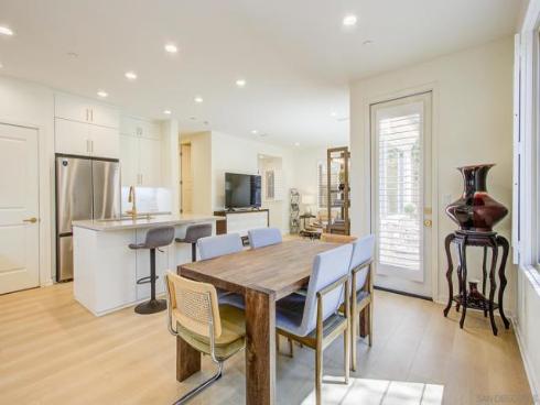 112 Excursion , Irvine, CA