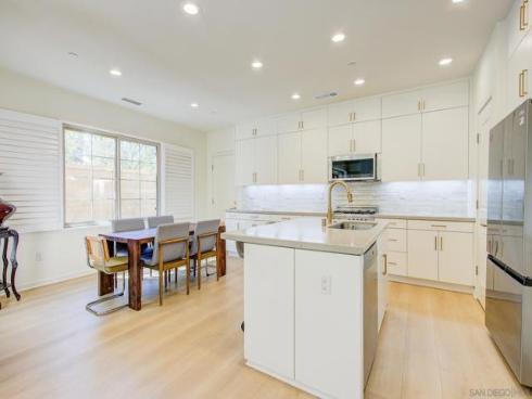 112 Excursion , Irvine, CA