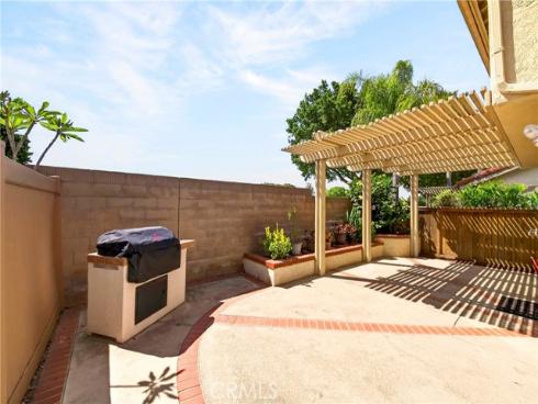 11 Milazzo , Irvine, CA
