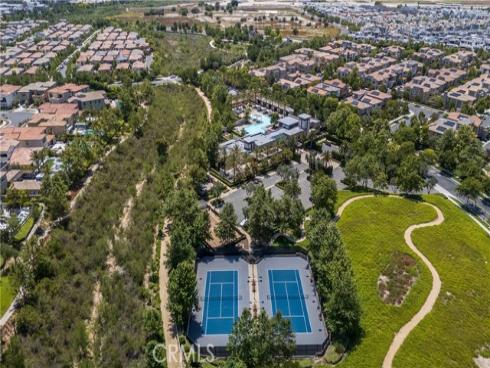 61  Iluna  , Irvine, CA
