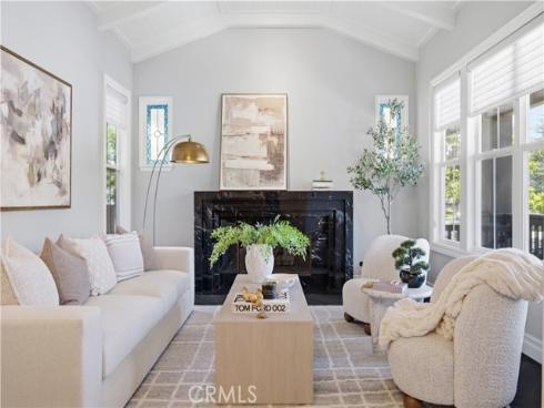 8 N Bayleaf , Irvine, CA