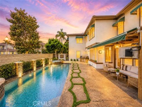 8 N Bayleaf , Irvine, CA