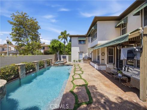 8 N Bayleaf , Irvine, CA