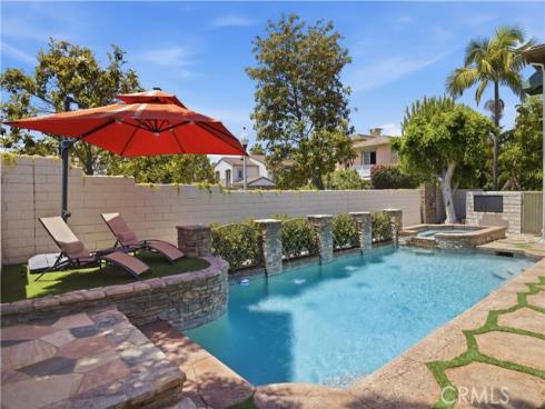 8 N Bayleaf , Irvine, CA
