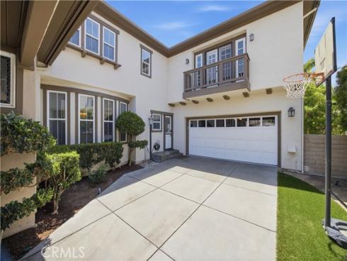 8 N Bayleaf , Irvine, CA