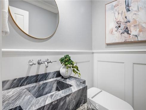 8 N Bayleaf , Irvine, CA