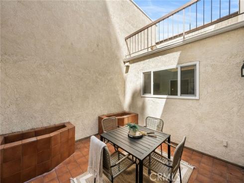 8 Claret 49 , Irvine, CA