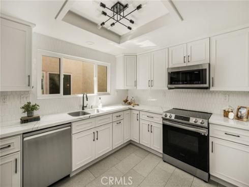 8 Claret 49 , Irvine, CA