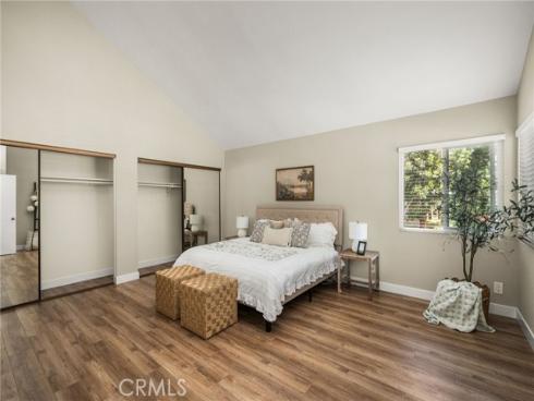 8 Claret 49 , Irvine, CA