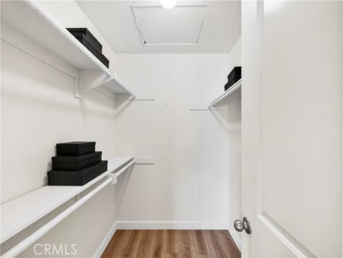 11 Charleston , Irvine, CA