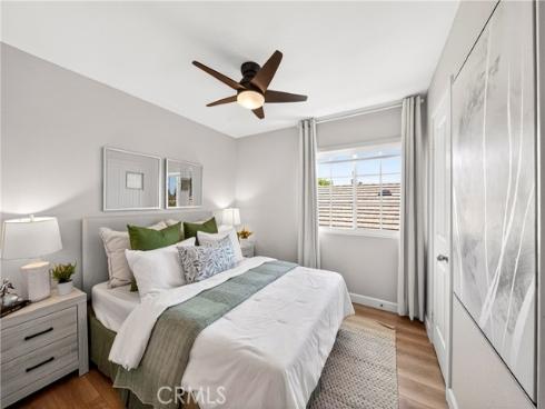 11 Charleston , Irvine, CA