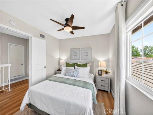 11 Charleston , Irvine, CA