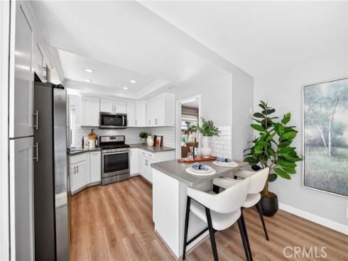 11 Charleston , Irvine, CA