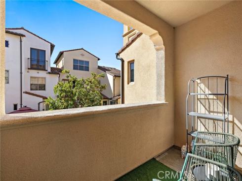 78 Tallowood , Irvine, CA