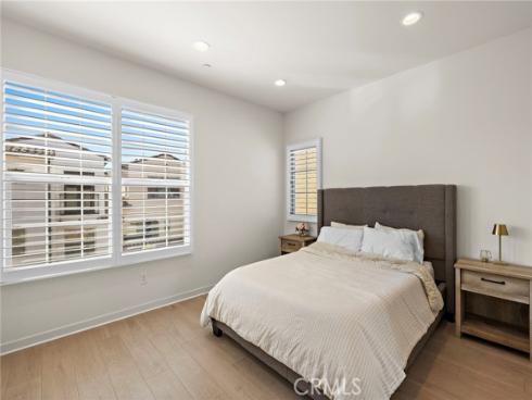 78 Tallowood , Irvine, CA