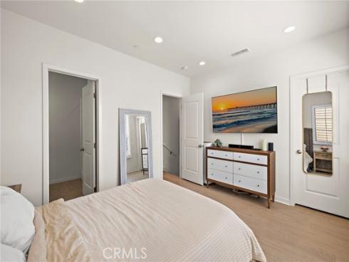 78 Tallowood , Irvine, CA