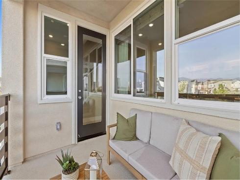 825  Sonia  , Irvine, CA