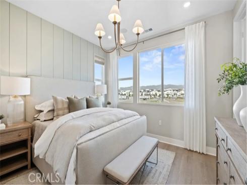 825  Sonia  , Irvine, CA