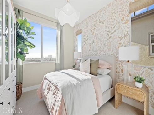 825  Sonia  , Irvine, CA
