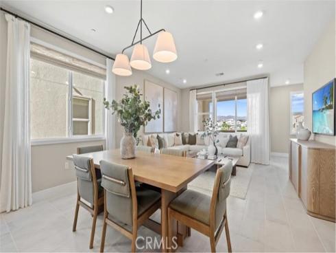 825  Sonia  , Irvine, CA