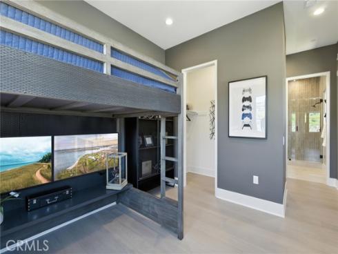 453 Narcissus , Irvine, CA