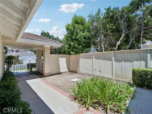 43  Cedarlake  88 , Irvine, CA