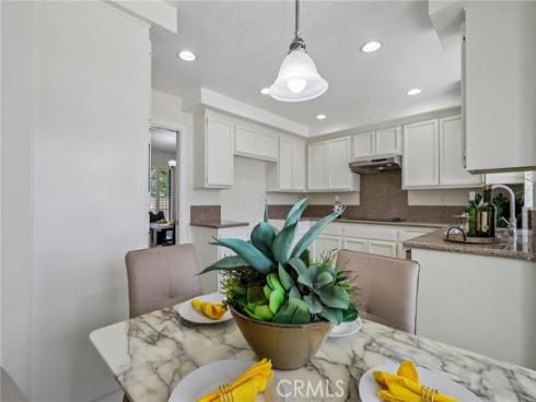43  Cedarlake  88 , Irvine, CA