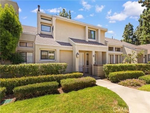 30 Chardonnay , Irvine, CA