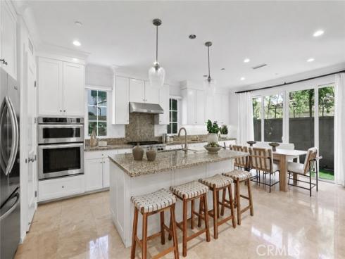 118 Chestnut Grove, Irvine, CA