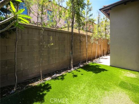 118 Chestnut Grove, Irvine, CA