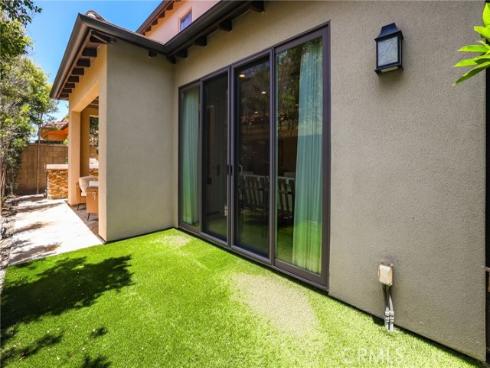118 Chestnut Grove, Irvine, CA