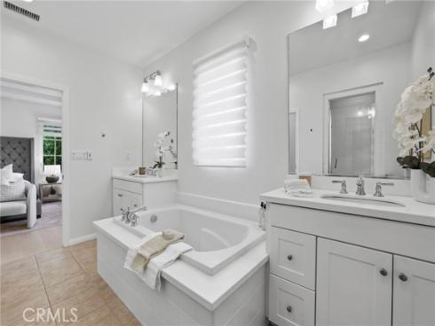 118 Chestnut Grove, Irvine, CA