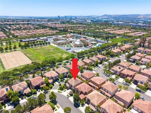 118 Chestnut Grove, Irvine, CA