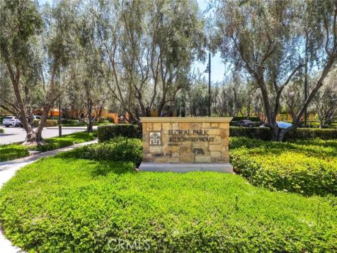 118  Chestnut   Grove, Irvine, CA