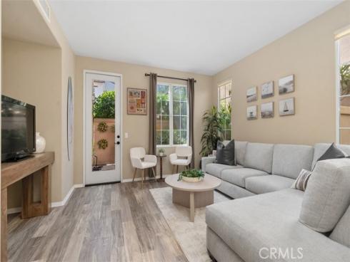 80  Great Lawn  , Irvine, CA