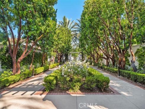80  Great Lawn  , Irvine, CA