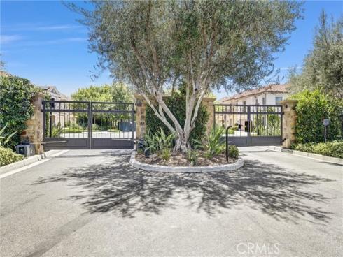 138 Linda Vis , Irvine, CA
