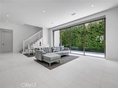 138 Linda Vis , Irvine, CA
