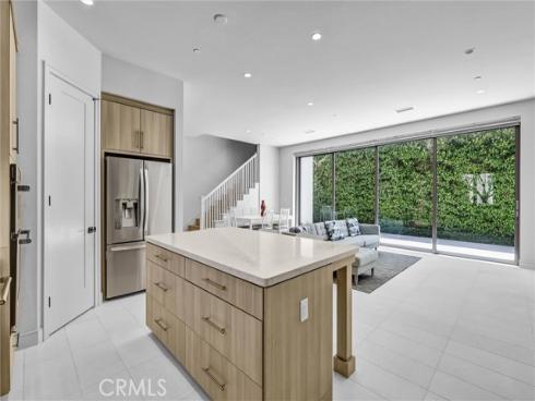 138 Linda Vis , Irvine, CA