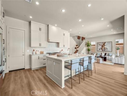 204 Alora , Irvine, CA