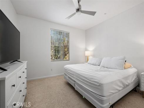 6  El Cajon  , Irvine, CA