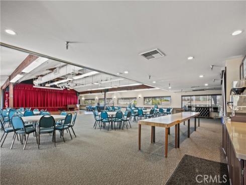 5200 Irvine 353 Boulevard, Irvine, CA