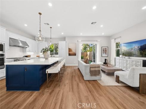 151 Crossover , Irvine, CA