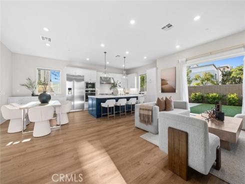 151 Crossover , Irvine, CA