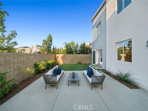 151 Crossover , Irvine, CA