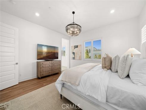 151 Crossover , Irvine, CA