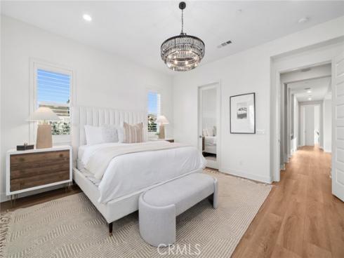 151 Crossover , Irvine, CA
