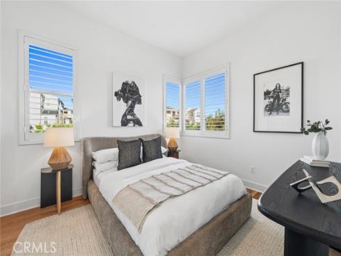 151 Crossover , Irvine, CA